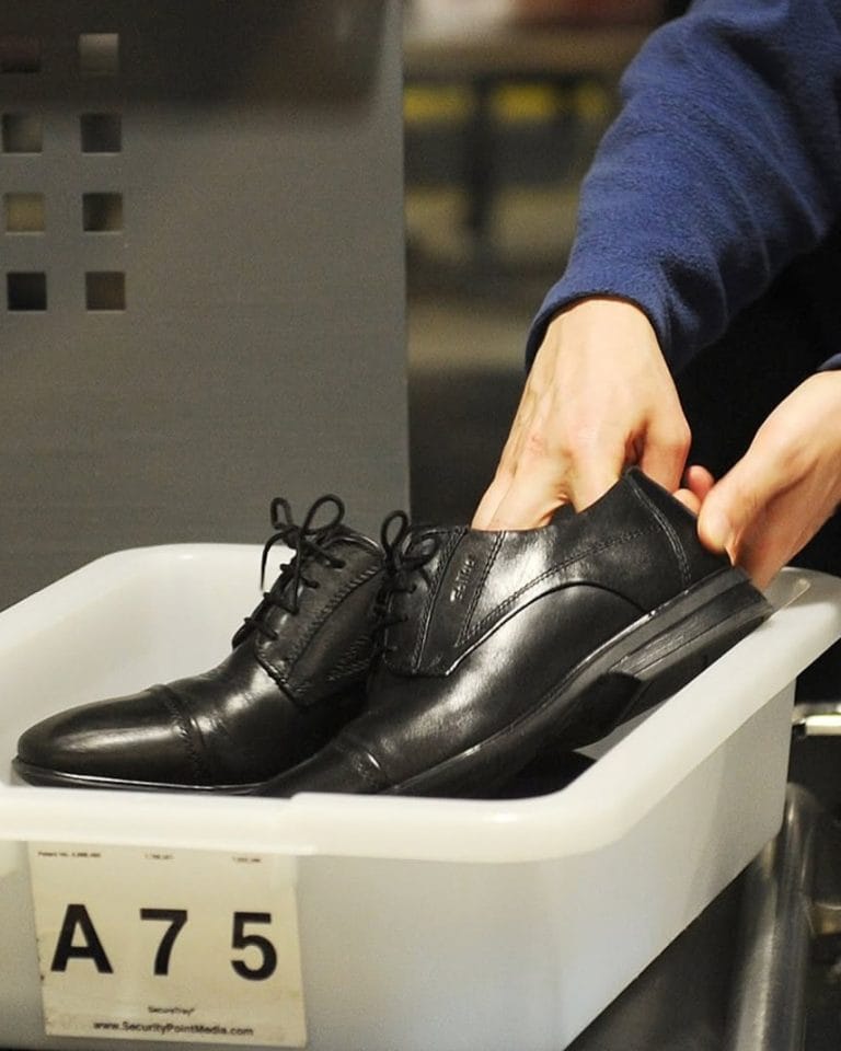 TSA Drops Shoe-Removal Rule at Select Airports