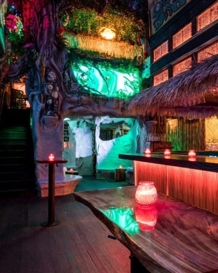 Where to Eat & Drink in San Francisco This Halloween for a Spooky Vibe (2025 Guide)