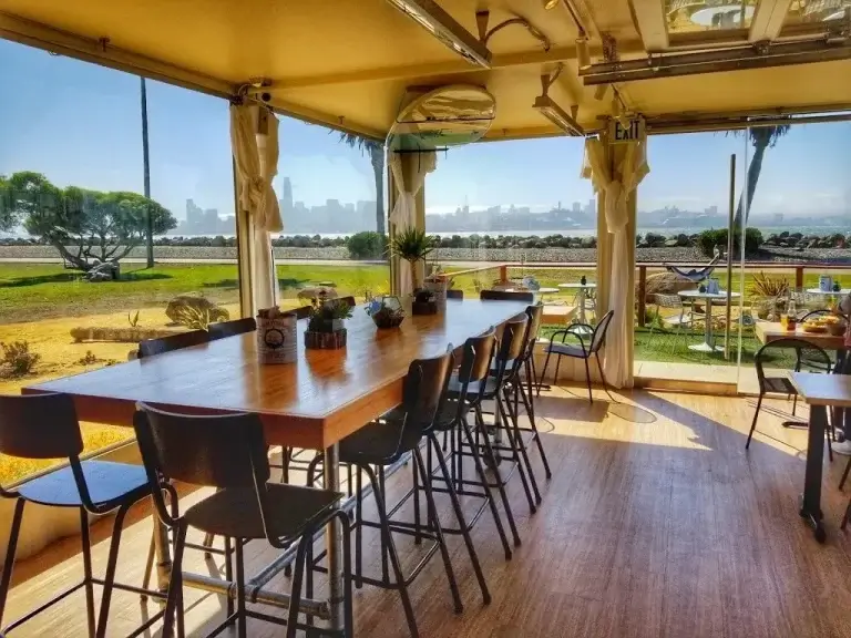 San Francisco best sunset restaurant, private dining at Mersea with sunset view and San Francisco skyline